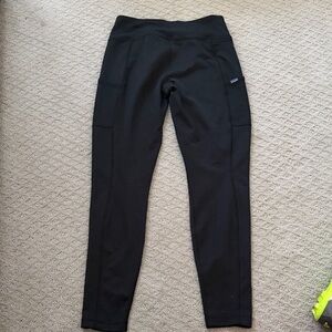 Patagonia pack out Black High-Waisted Leggings side pockets size m